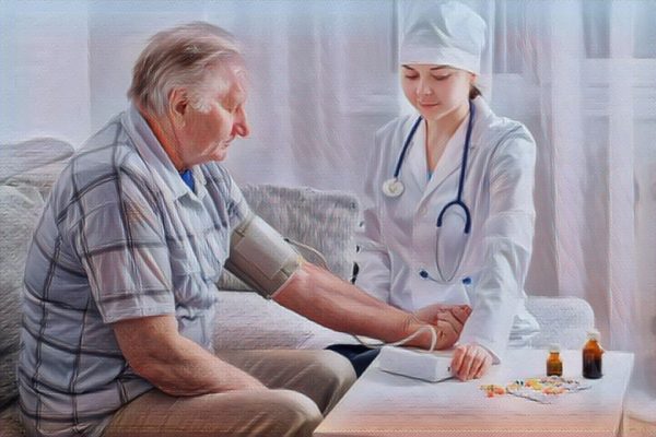 Медицинская помощь в пансионате для пожилых - Дом престарелых в Николаевке